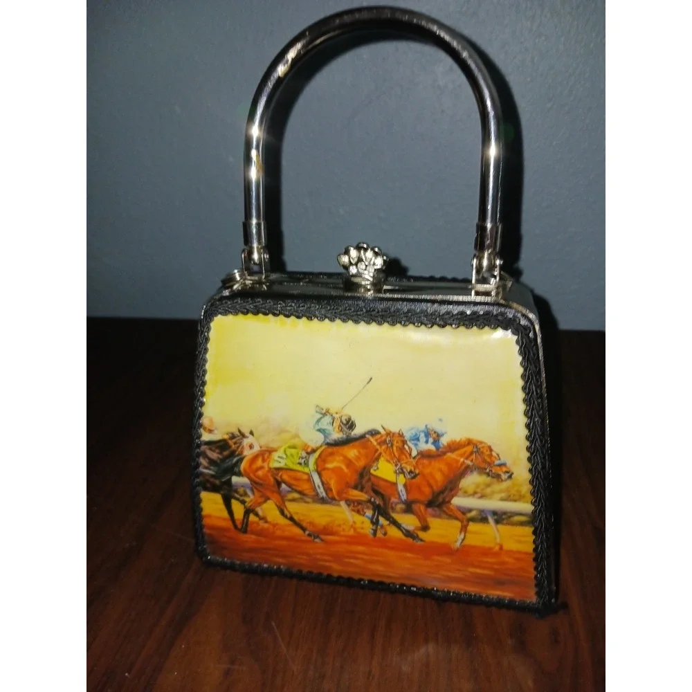 Classic Style Box Bag Hard Case with Horse Racing Scene 5 x 6 inches